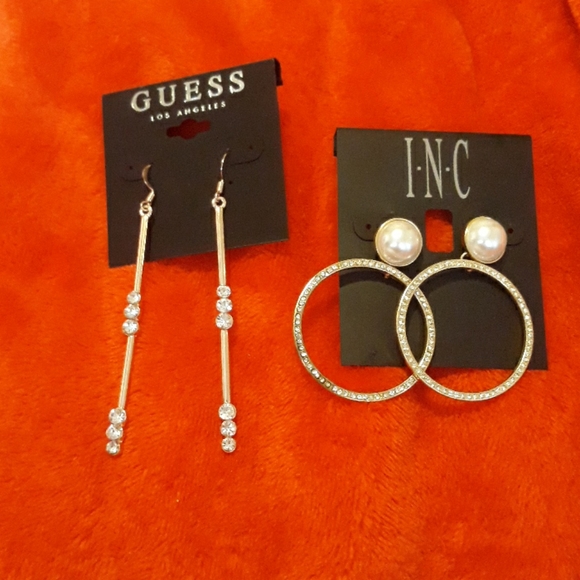 Women's Dangling and hoop earrings - Picture 1 of 6